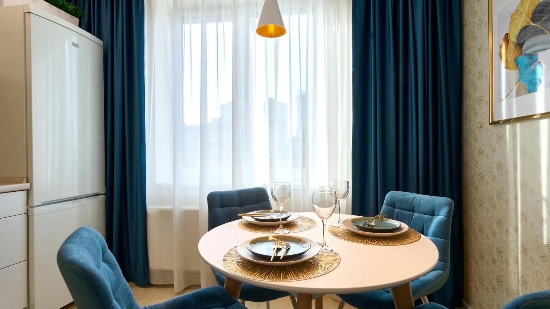 Сozy Kiev Apartment Str Chernovola Ukrajna