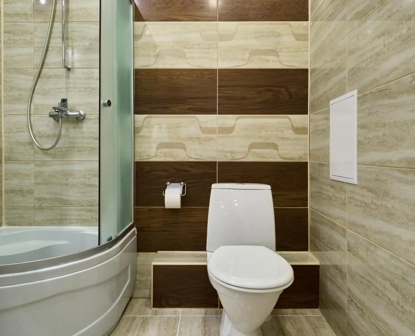 Сozy Kiev Apartment Str Chernovola