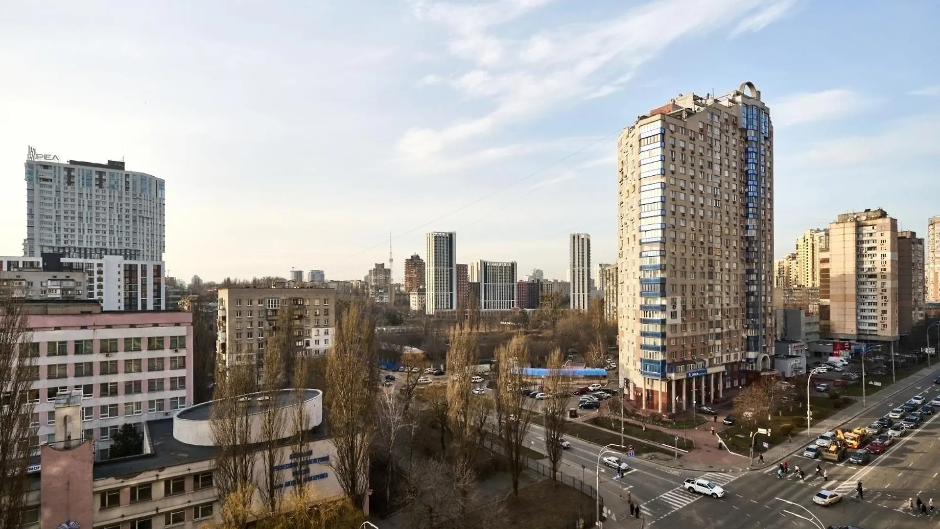 Сozy Kiev Apartment Str Chernovola