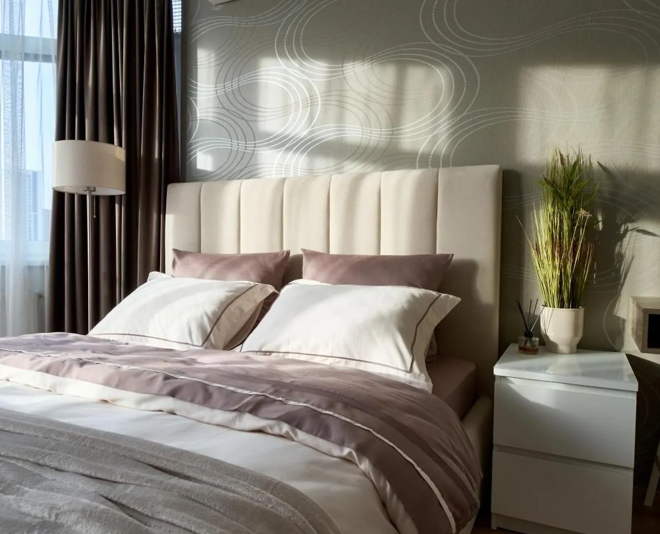 Сozy Kiev Apartment Str Chernovola