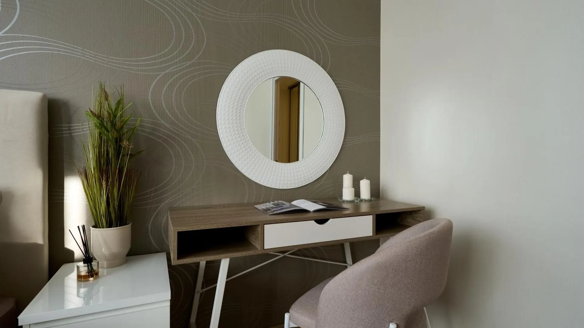 Сozy Kiev Apartment Str Chernovola
